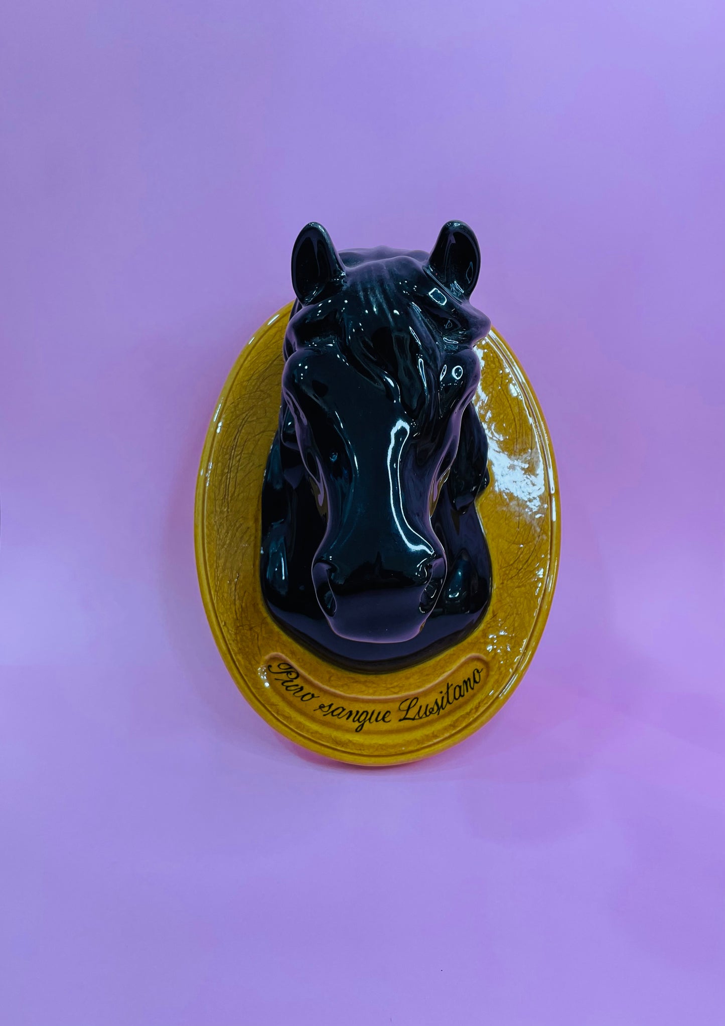 Figura Cabeza de Caballo en Cerámica