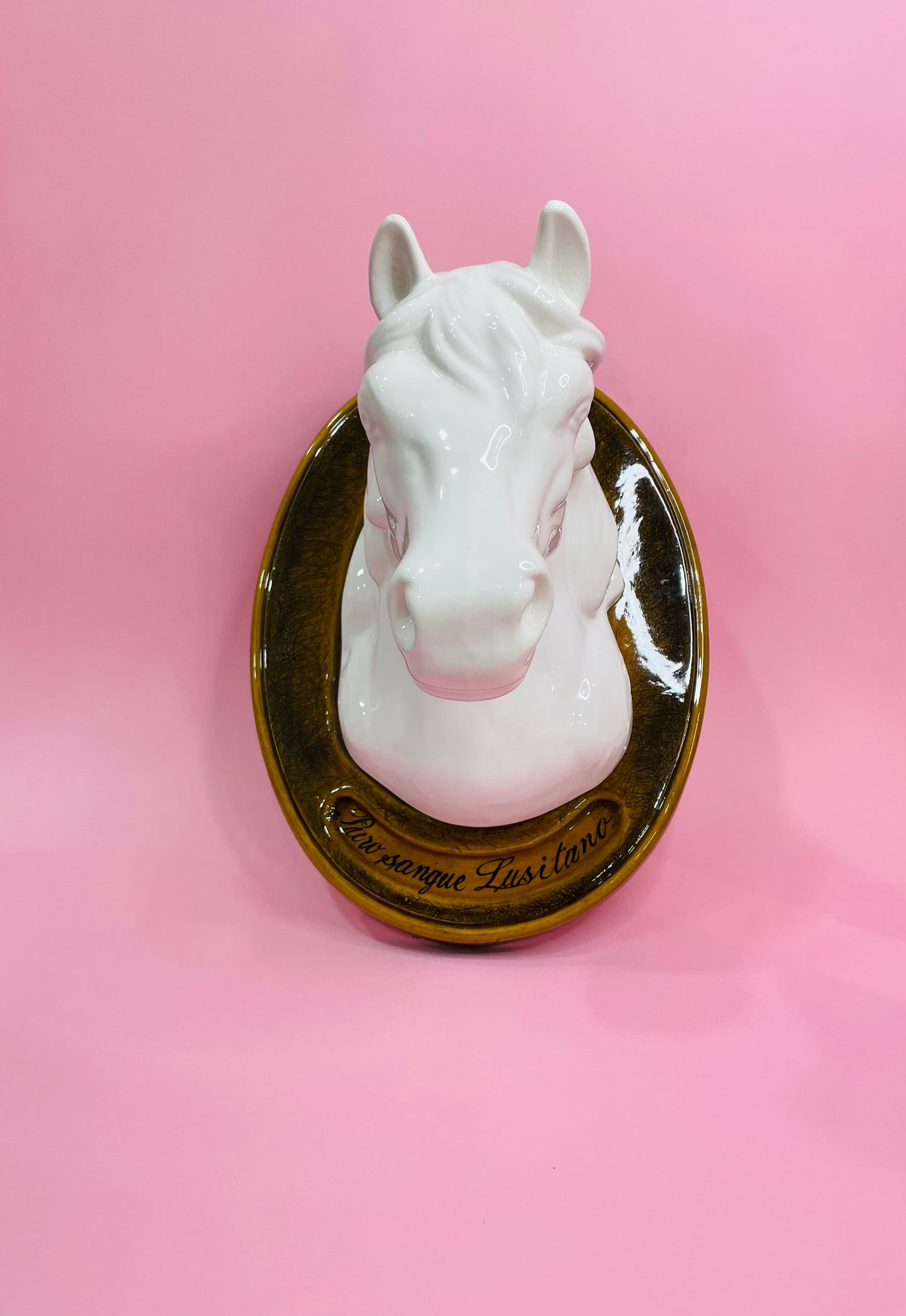 Figura Cabeza de Caballo en Cerámica