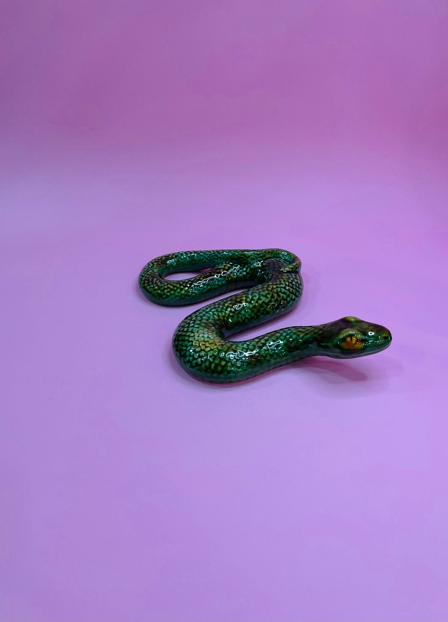 Figura de Serpiente Grande en Cerámica