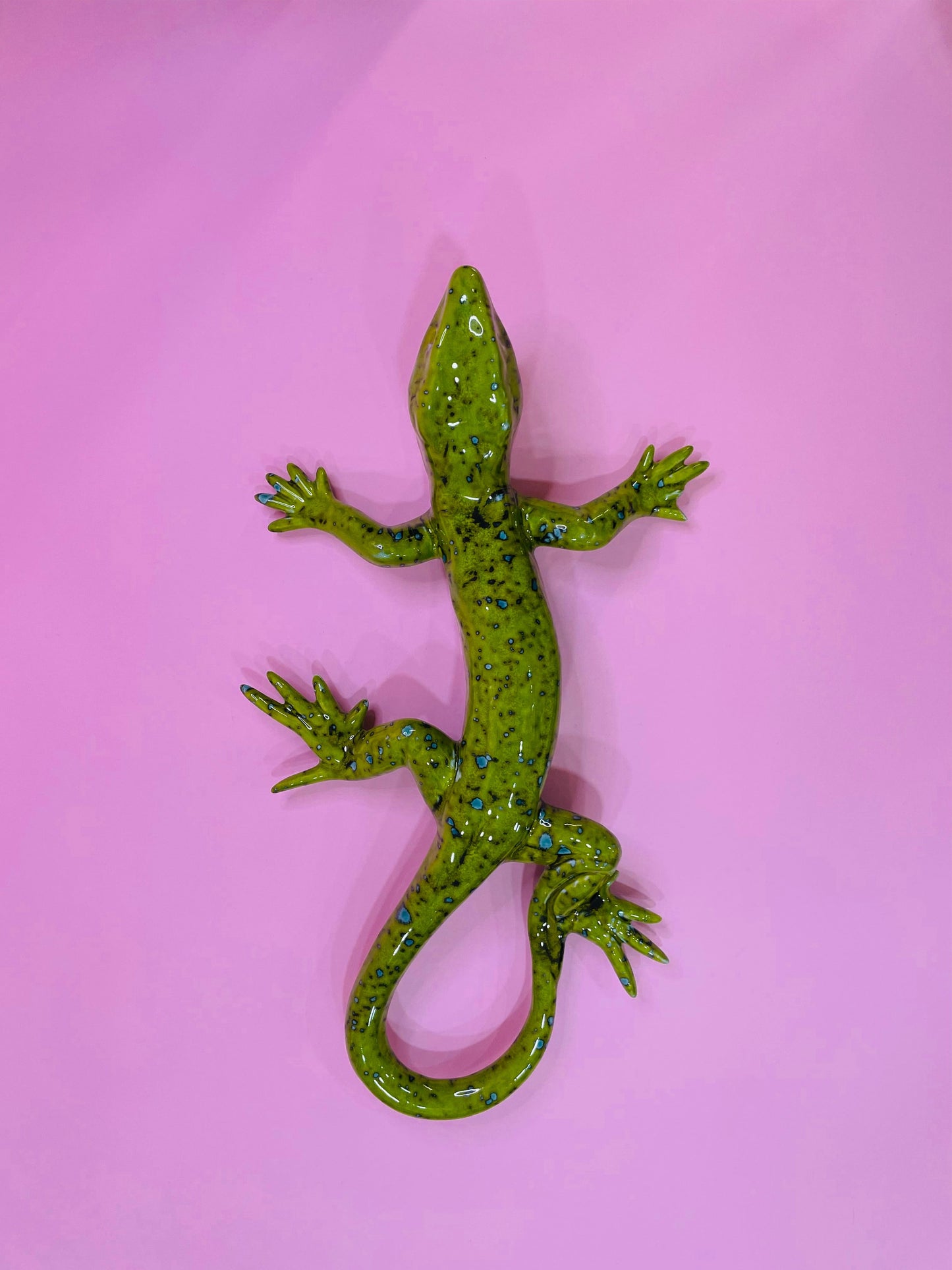 Figura de Salamandra Grande en Cerámica