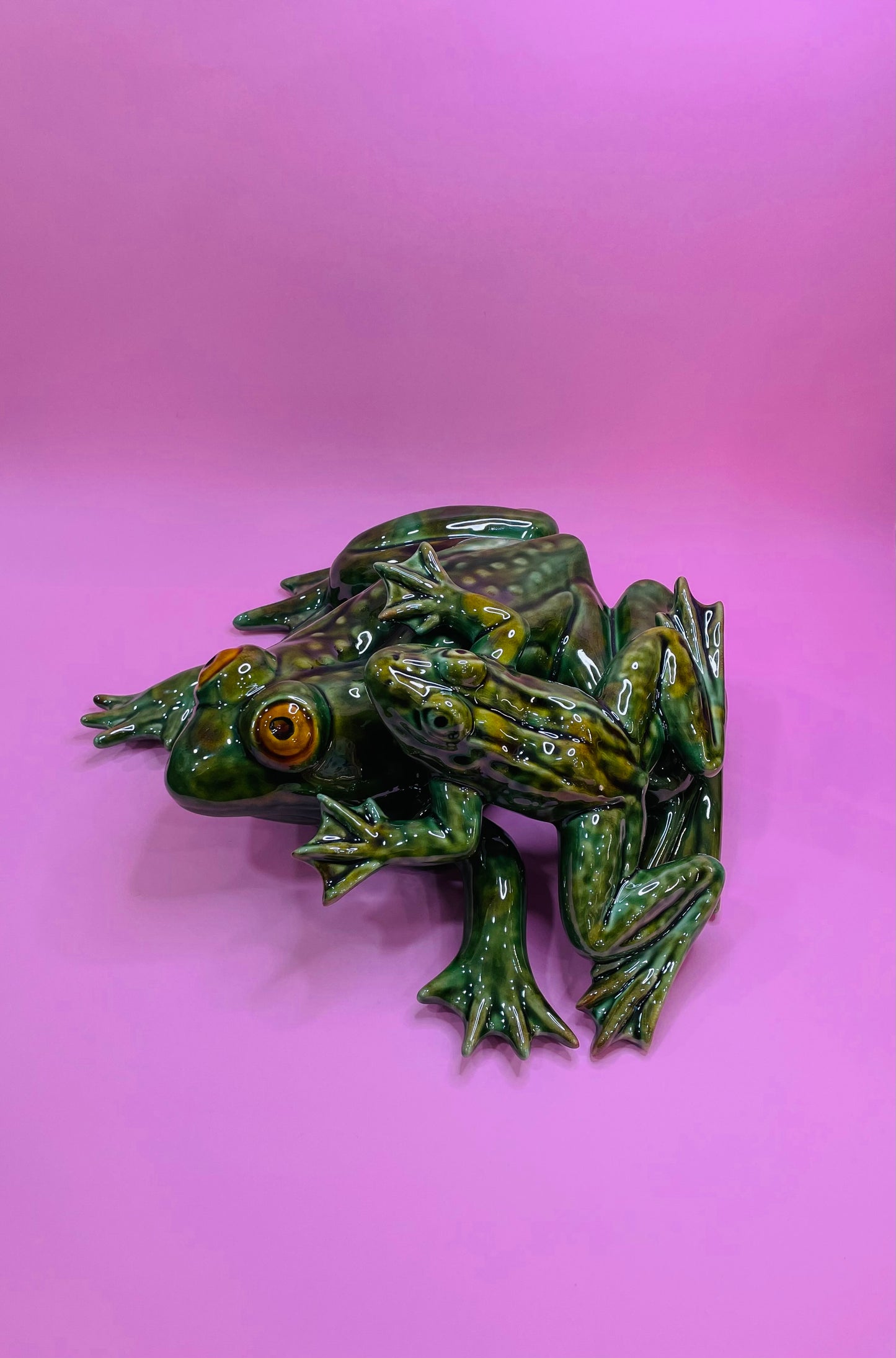Figura Sapo Extragrande, en Cerámica
