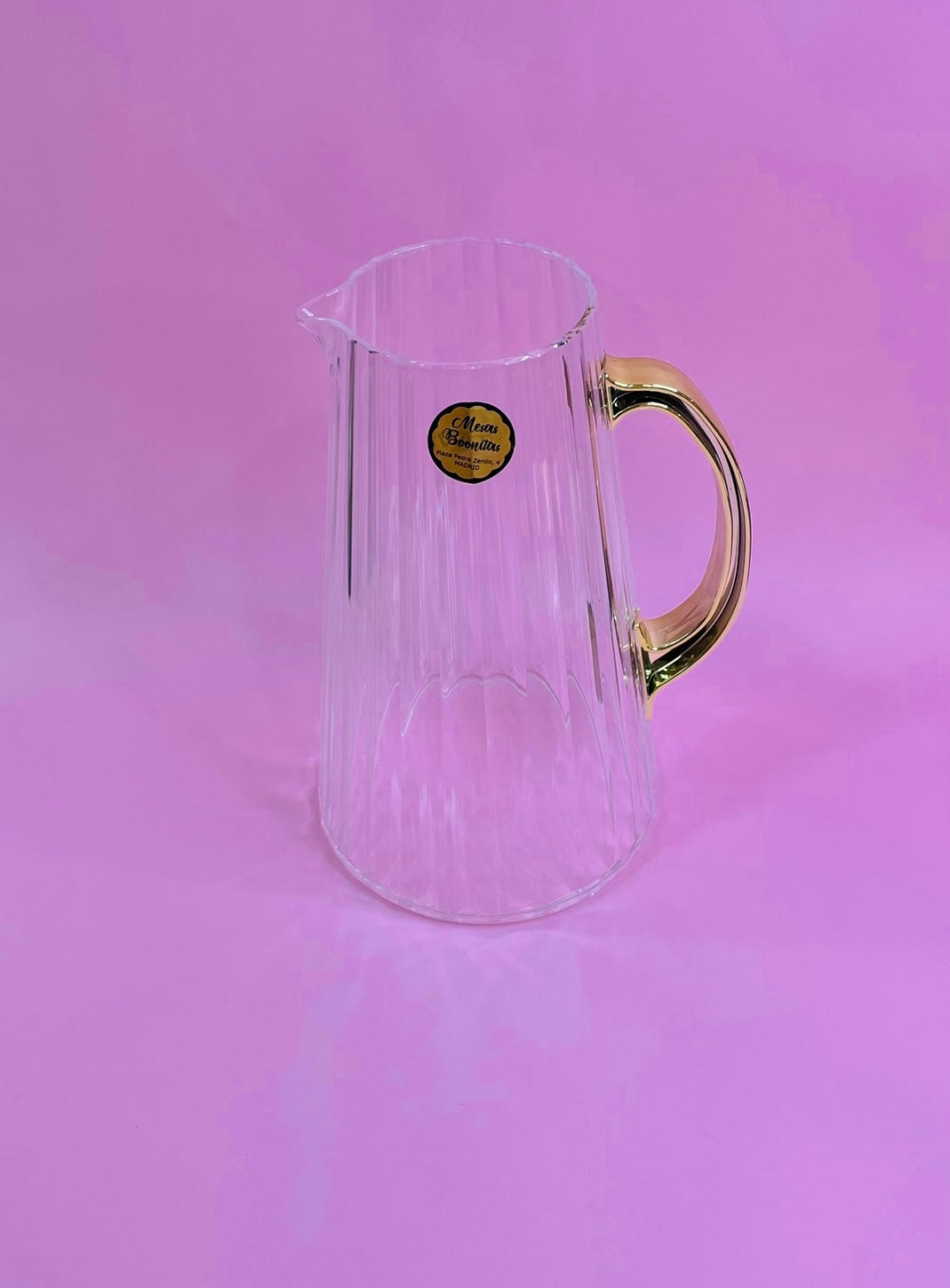 Jarra Real con Asa Dorada