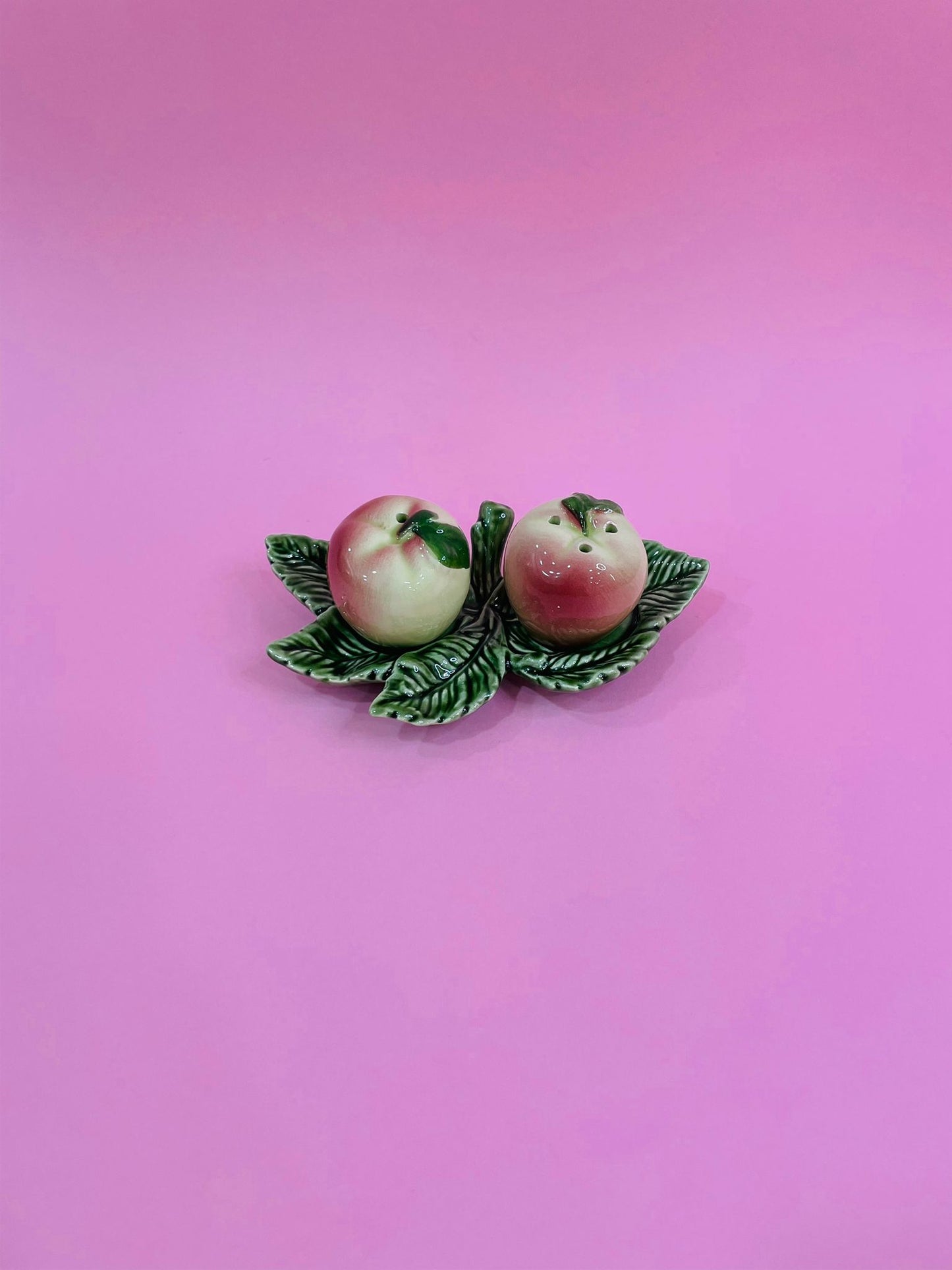 Salero Pimentero Manzana