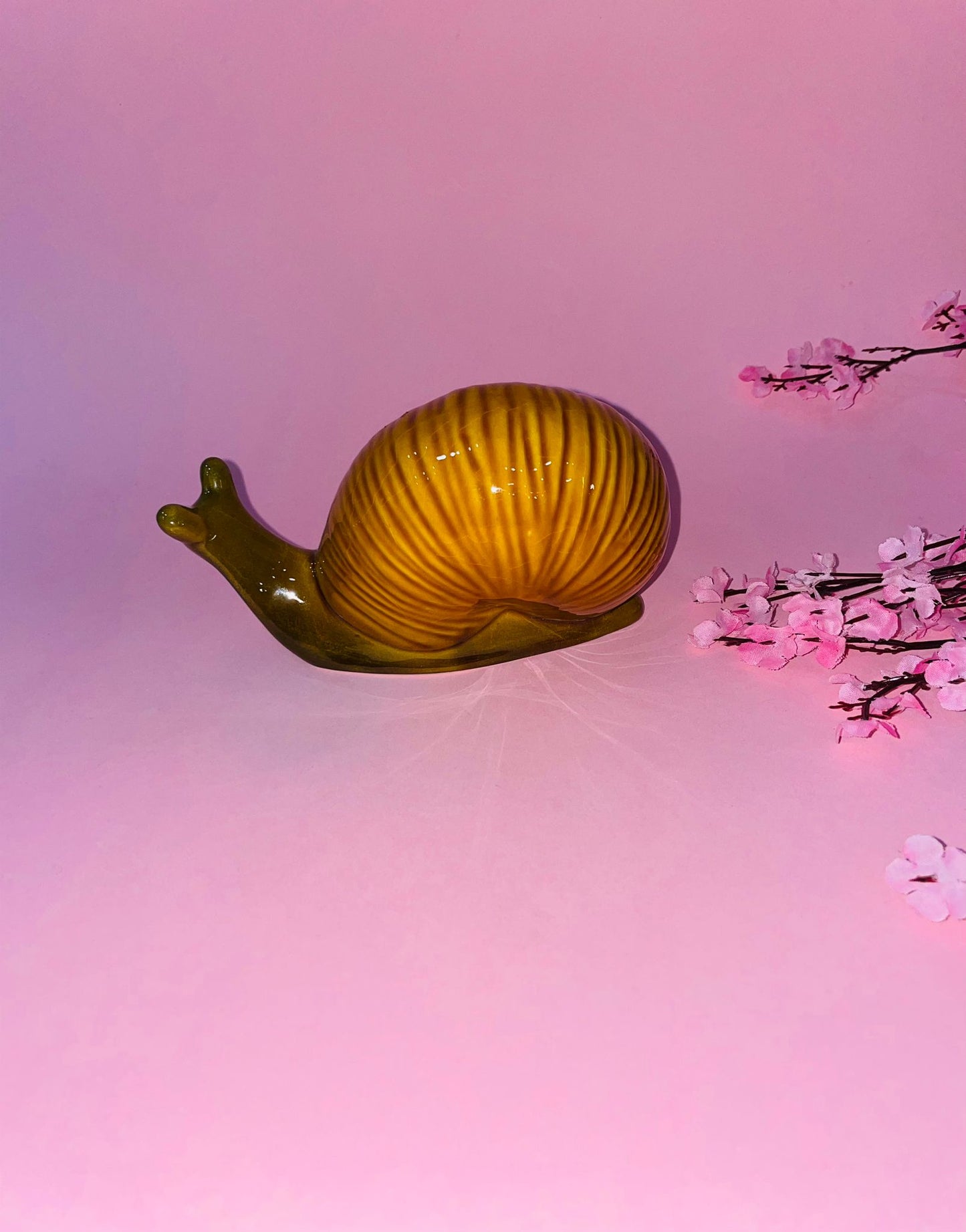 Figura de Caracol Grande en Cerámica