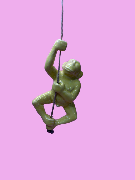 Figura Mono Decorativo en Cerámica